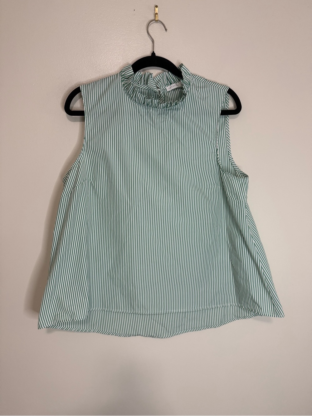 Preston & York Sleeveless Ruffle-Neck Striped Top - Green size 10